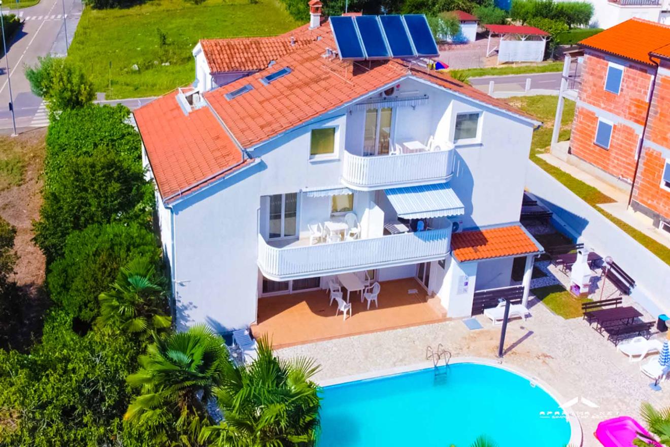 Ferienwohnungen Poreč Kroatien 🌊 Meerblick Apartments Špadići | Strandnah, Pool & Familienurlaub in Istrien