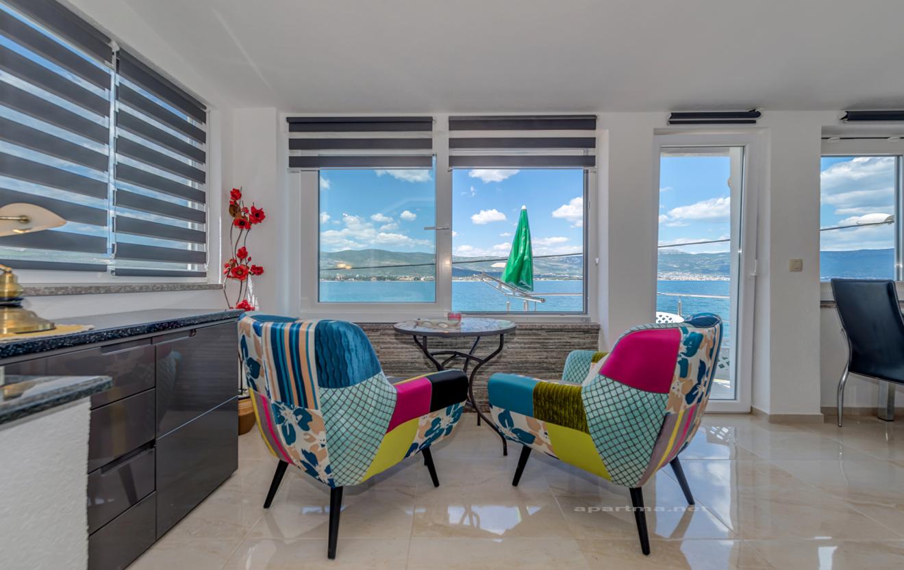 Haus Marin Arbanija – Ferienwohnungen mit Whirlpool und Meerblick 🌊